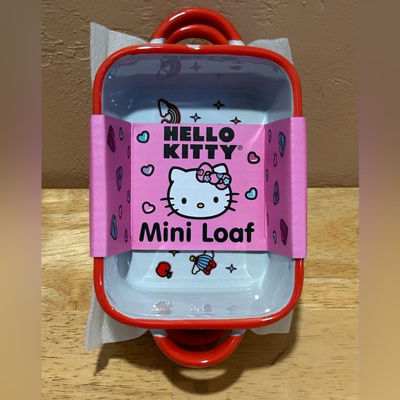 Hello Kitty Rainbows & Hearts Mini Loaf Baking Dish Set. Made By Sanrio. NWTS - Picture 2 of 7